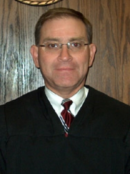 Picture of Judge David Shakes
